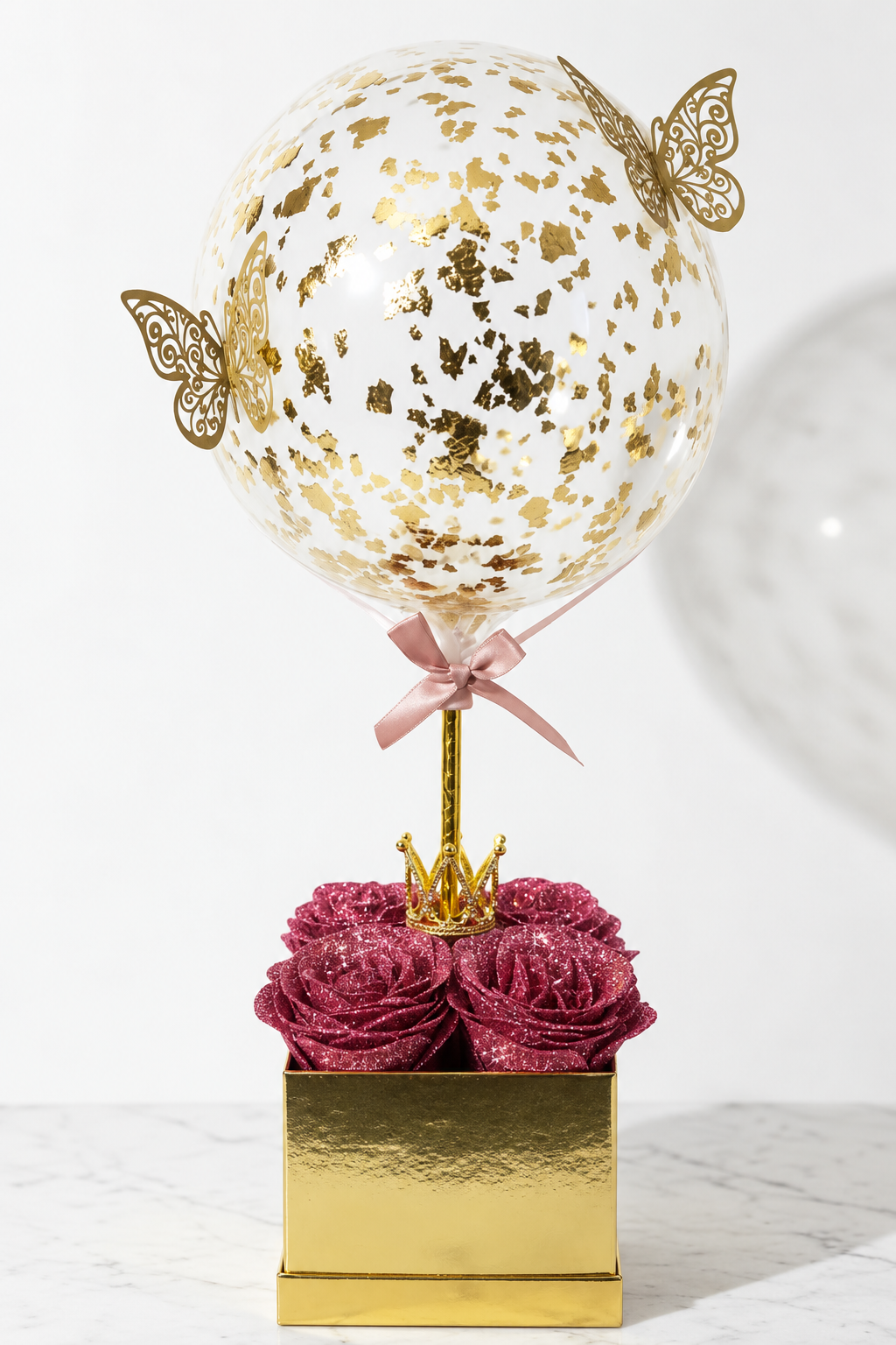 The Golden Box: Glitter Roses x Gold Flakes